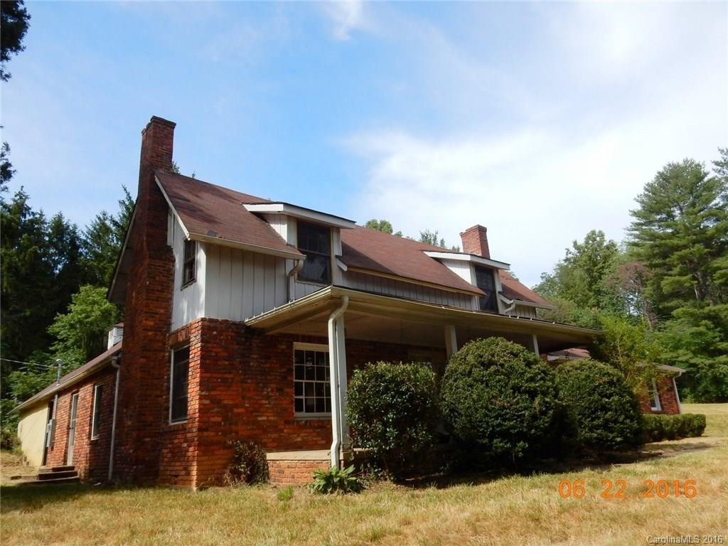 24 Roberts Drive - Photo 3
