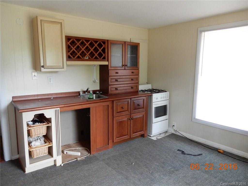 24 Roberts Drive - Photo 21