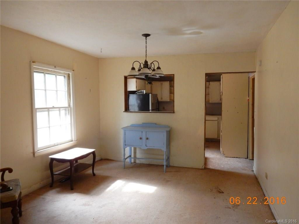 24 Roberts Drive - Photo 10