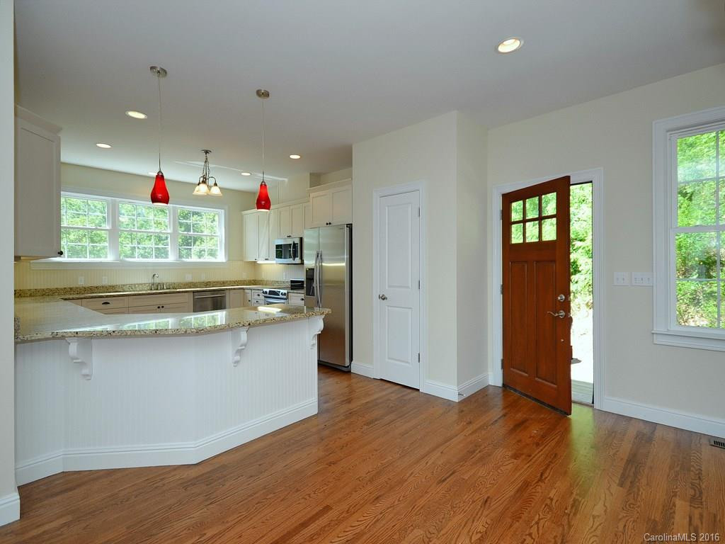 470 Lytle Cove Road - Photo 3