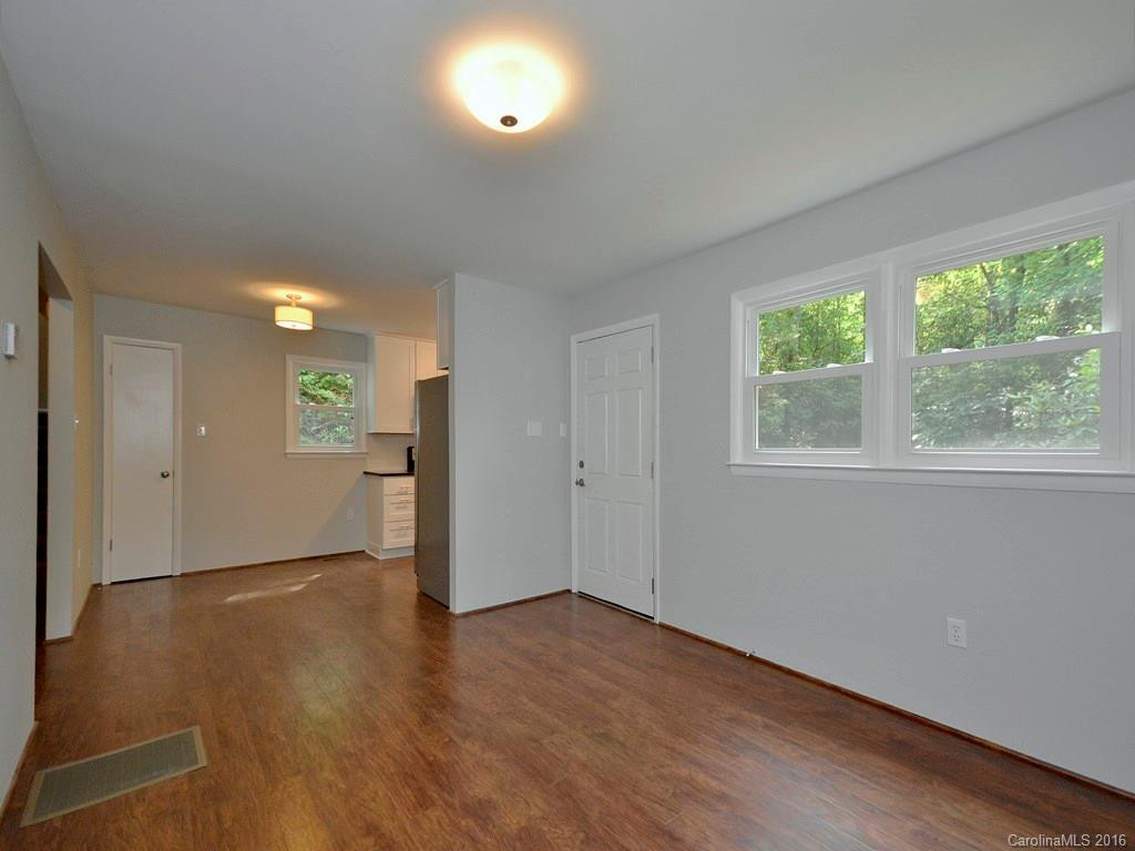 30 Locust Street - Photo 2