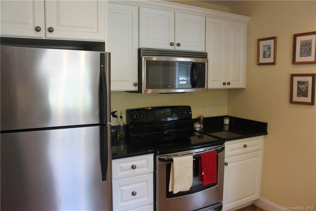 38 Hill Street - Photo 9