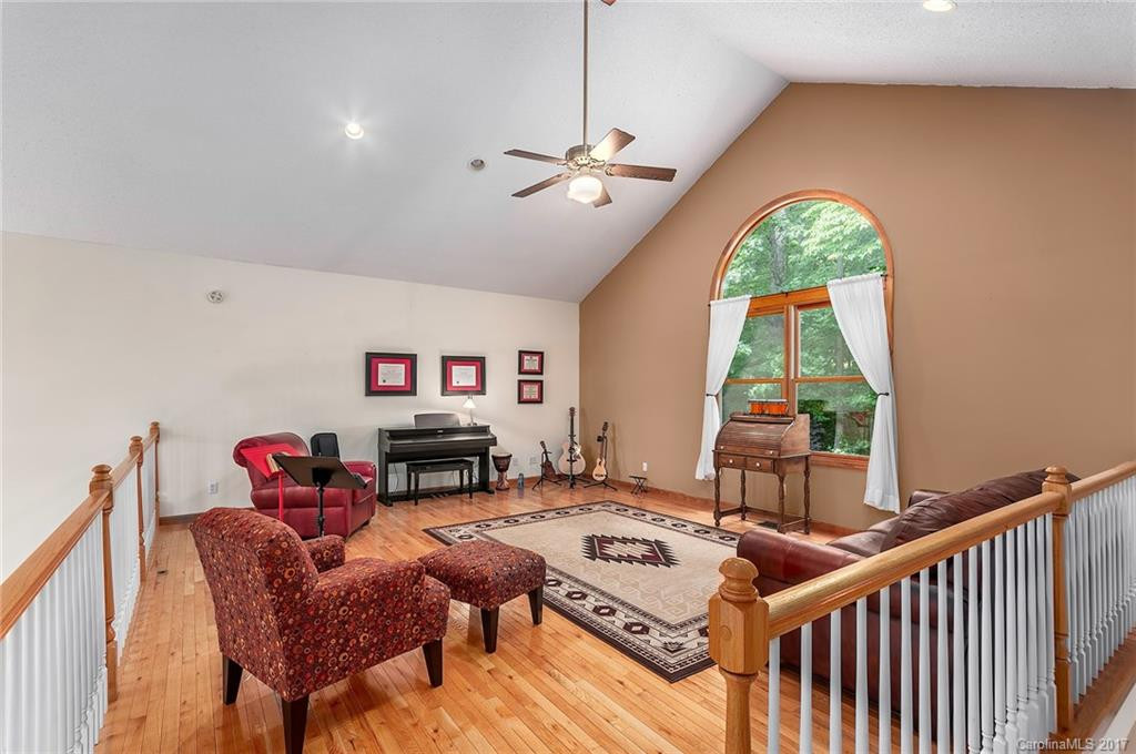 309 Mountain Laurel None - Photo 12