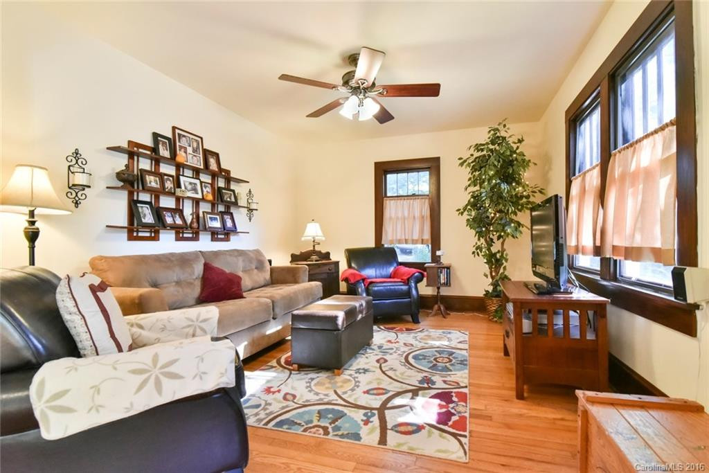 1 Trotter Place - Photo 3
