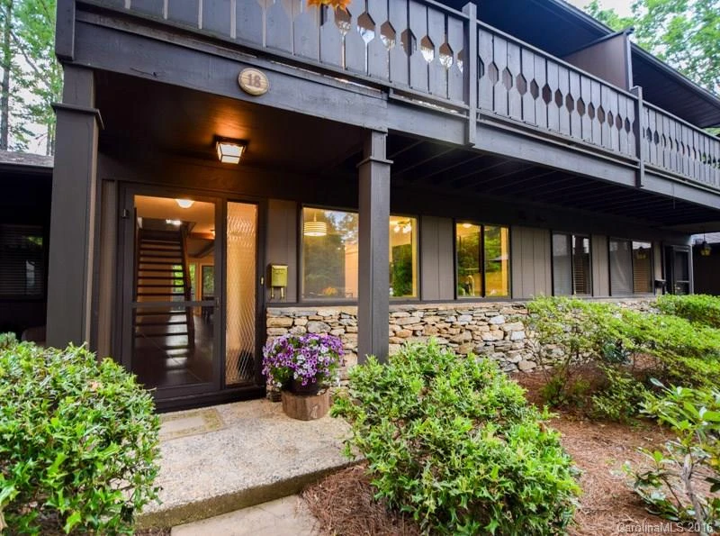 68 Laurelwood Circle #18