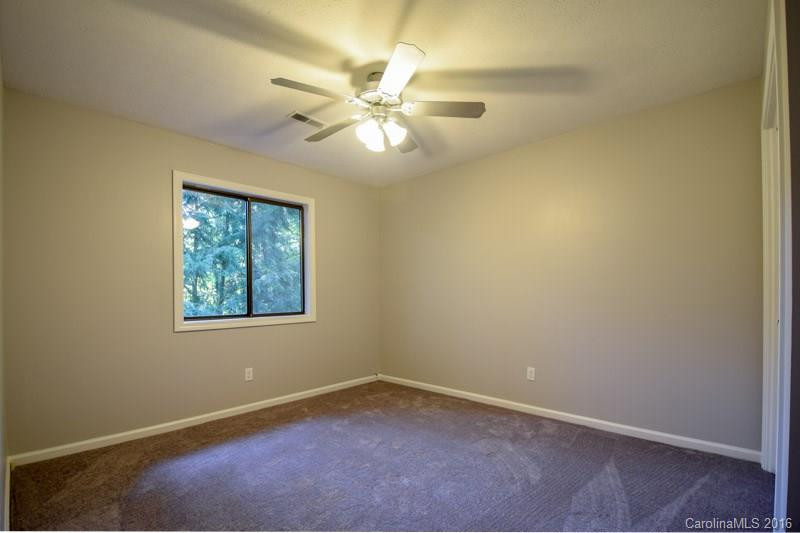 68 Laurelwood Circle #18 - Photo 11