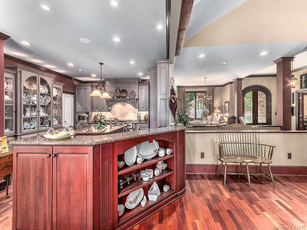 750 Solomon Circle #10 - Photo 8