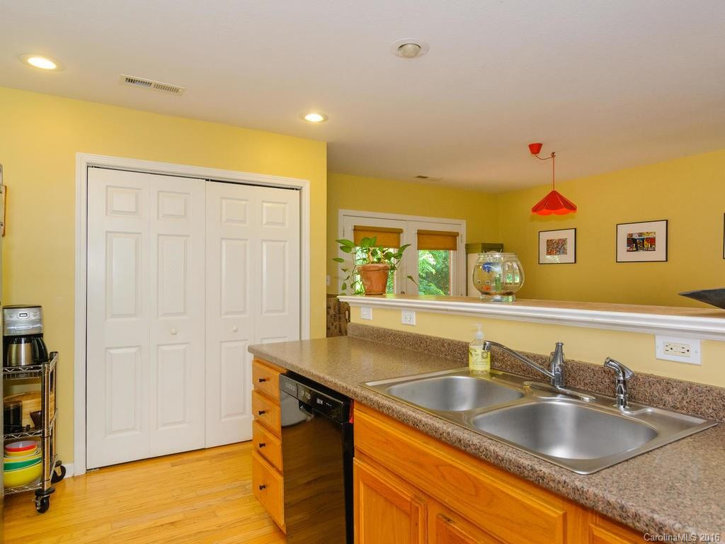 80 Springbrook Road - Photo 10