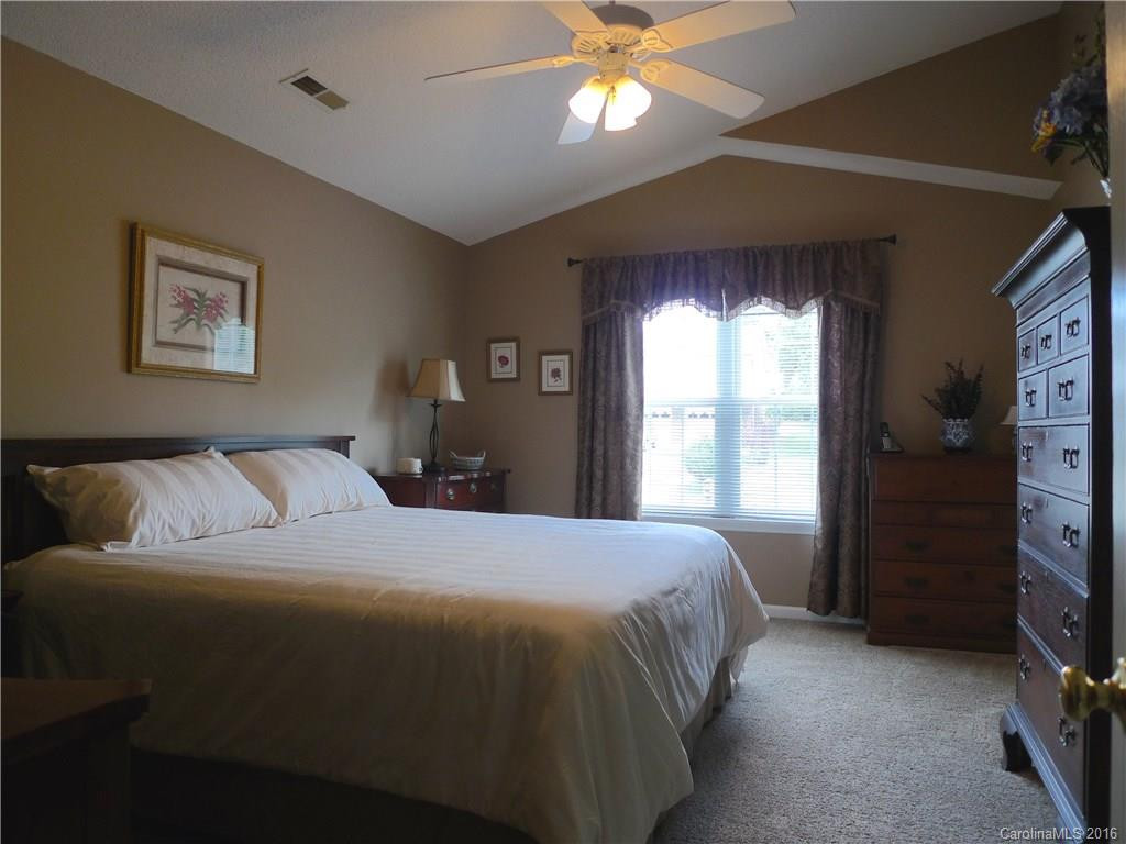 301 Latimer Lane - Photo 11