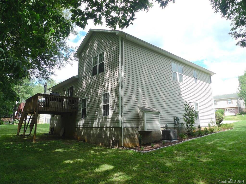 301 Latimer Lane - Photo 18