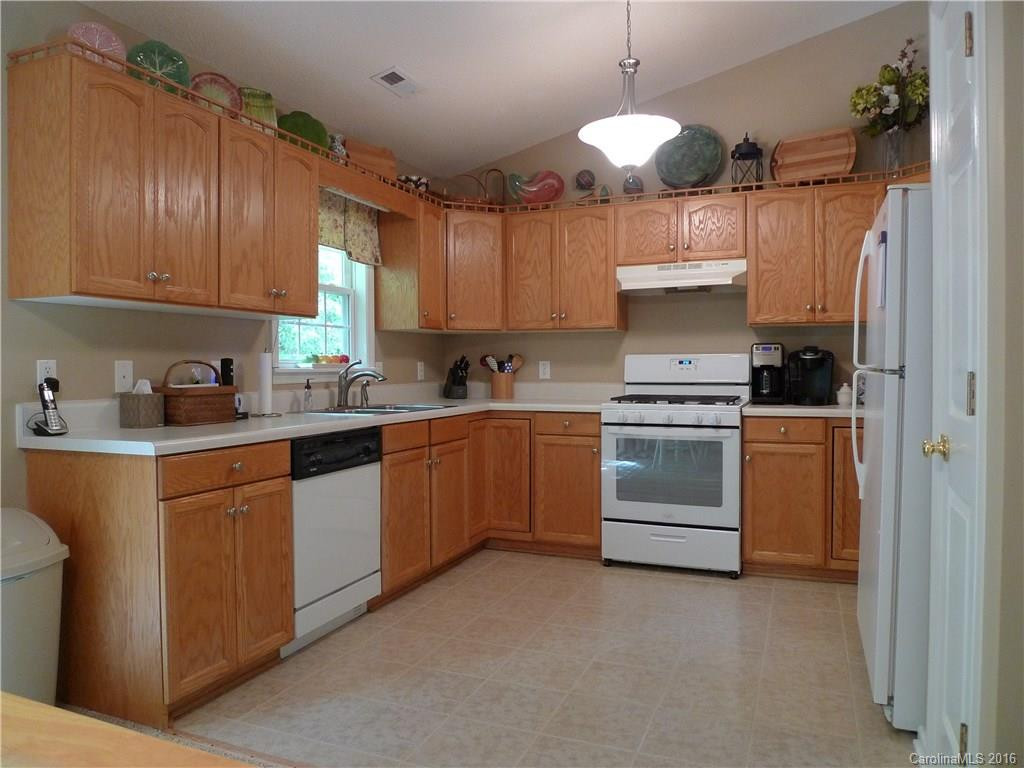 301 Latimer Lane - Photo 6