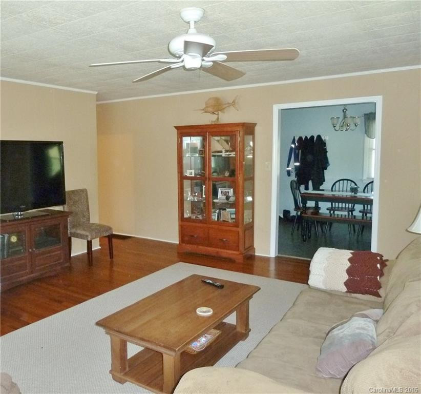 50 Vine Street - Photo 3