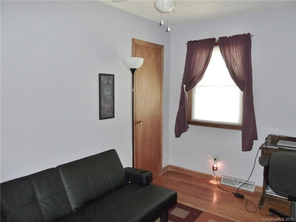 50 Vine Street - Photo 7