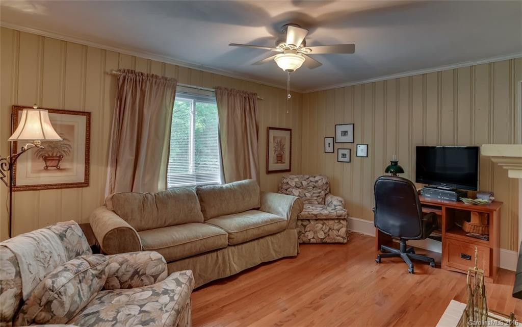 446 Arlington Street - Photo 16