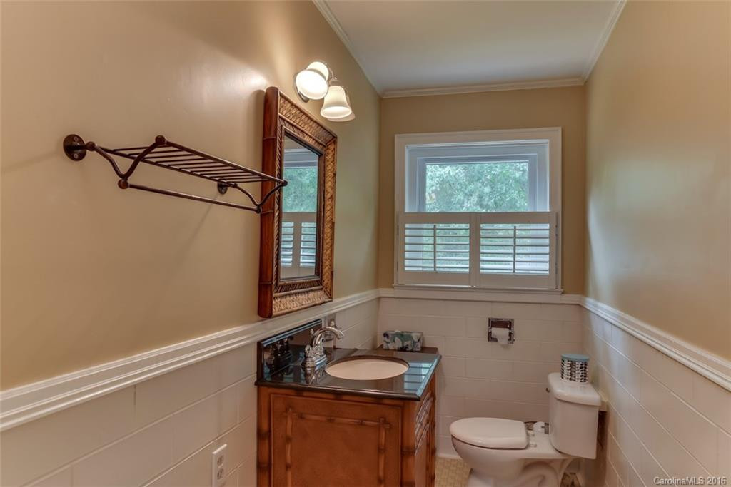446 Arlington Street - Photo 19