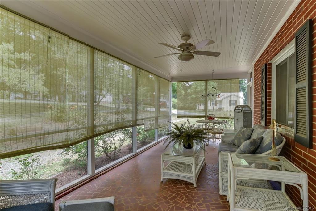 446 Arlington Street - Photo 3