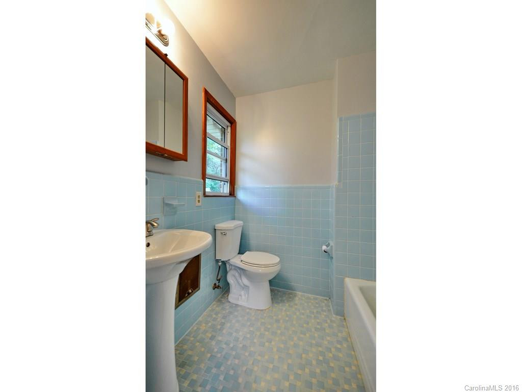 879 Old Clear Creek Road - Photo 10