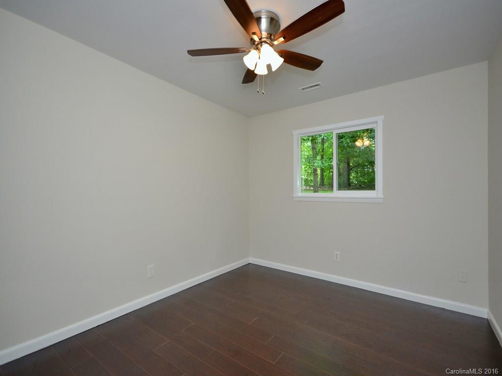 213 Dundeve Circle - Photo 14
