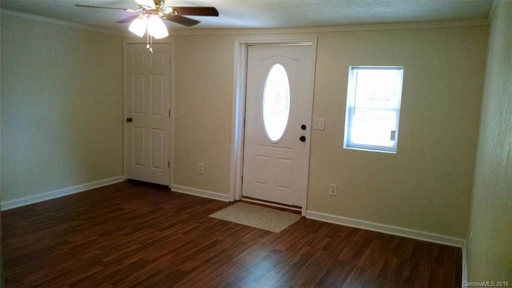 504 main Street - Photo 2