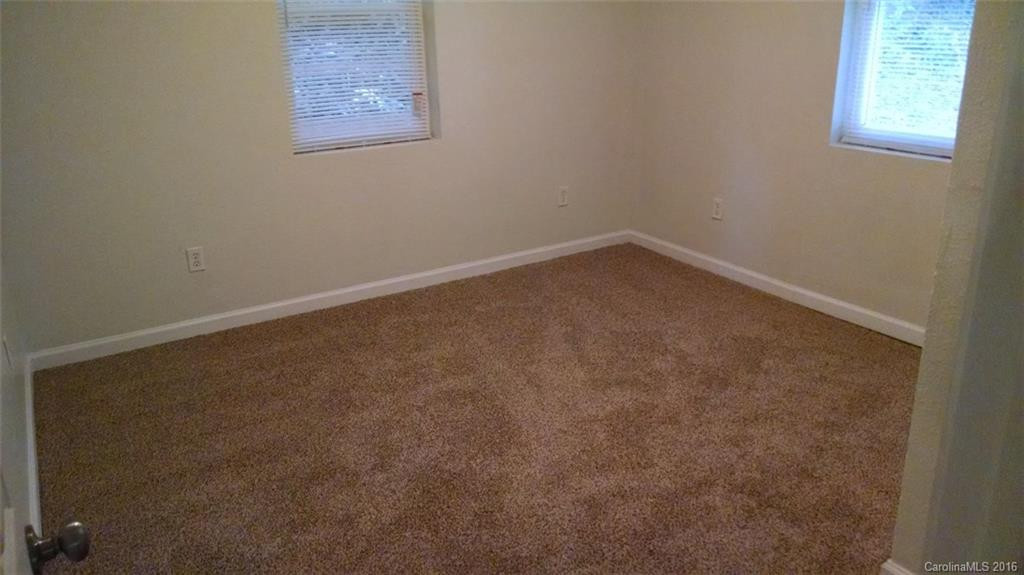 504 main Street - Photo 3