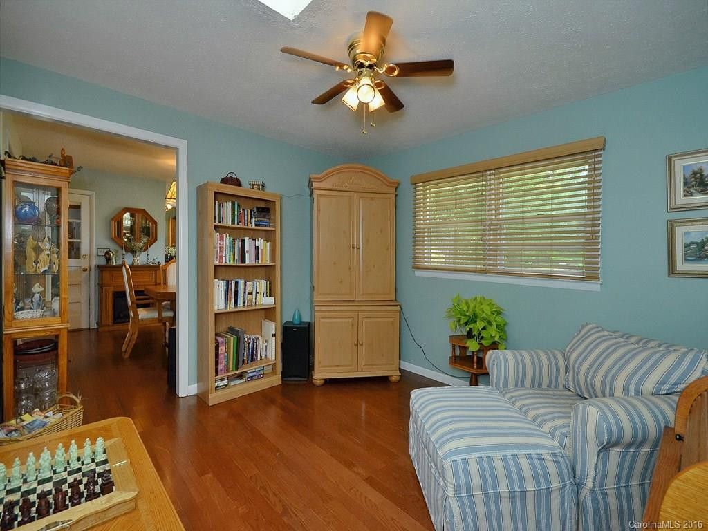 205 Tree Haven Boulevard - Photo 4