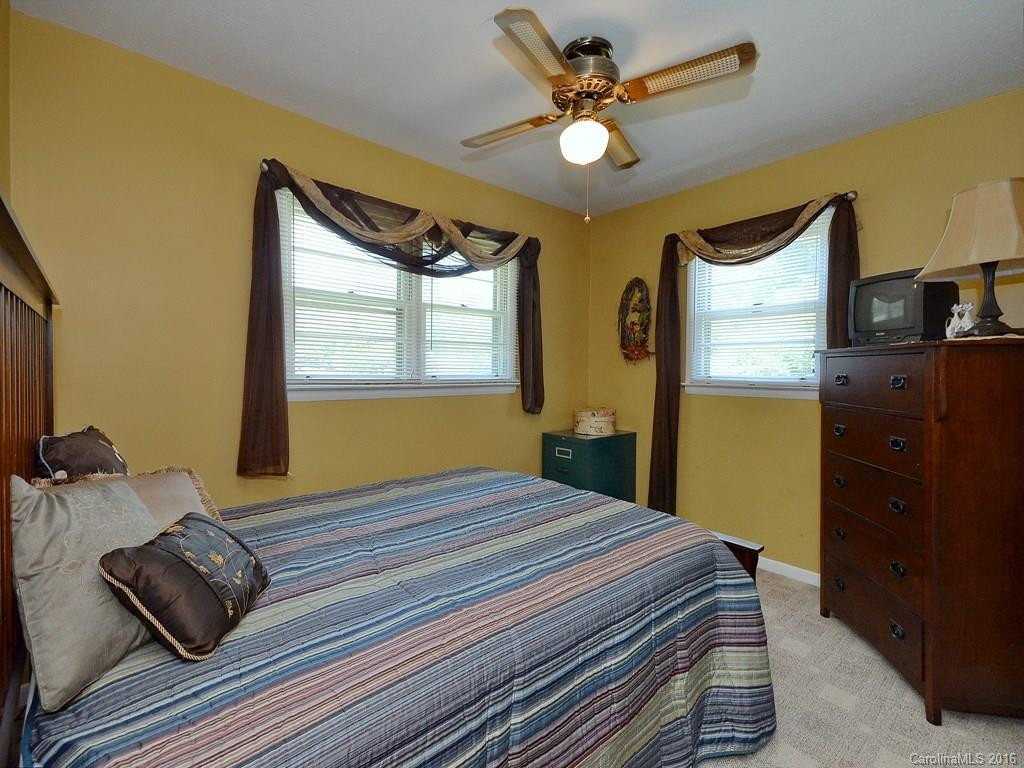 205 Tree Haven Boulevard - Photo 10