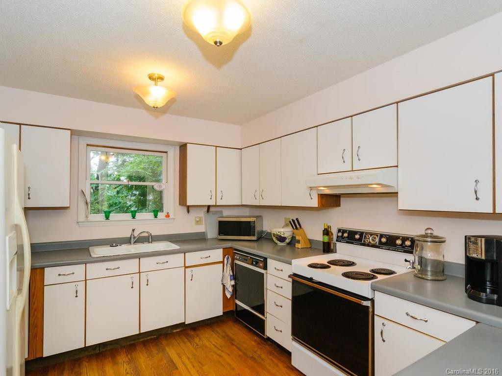 47 Redwood Road - Photo 14