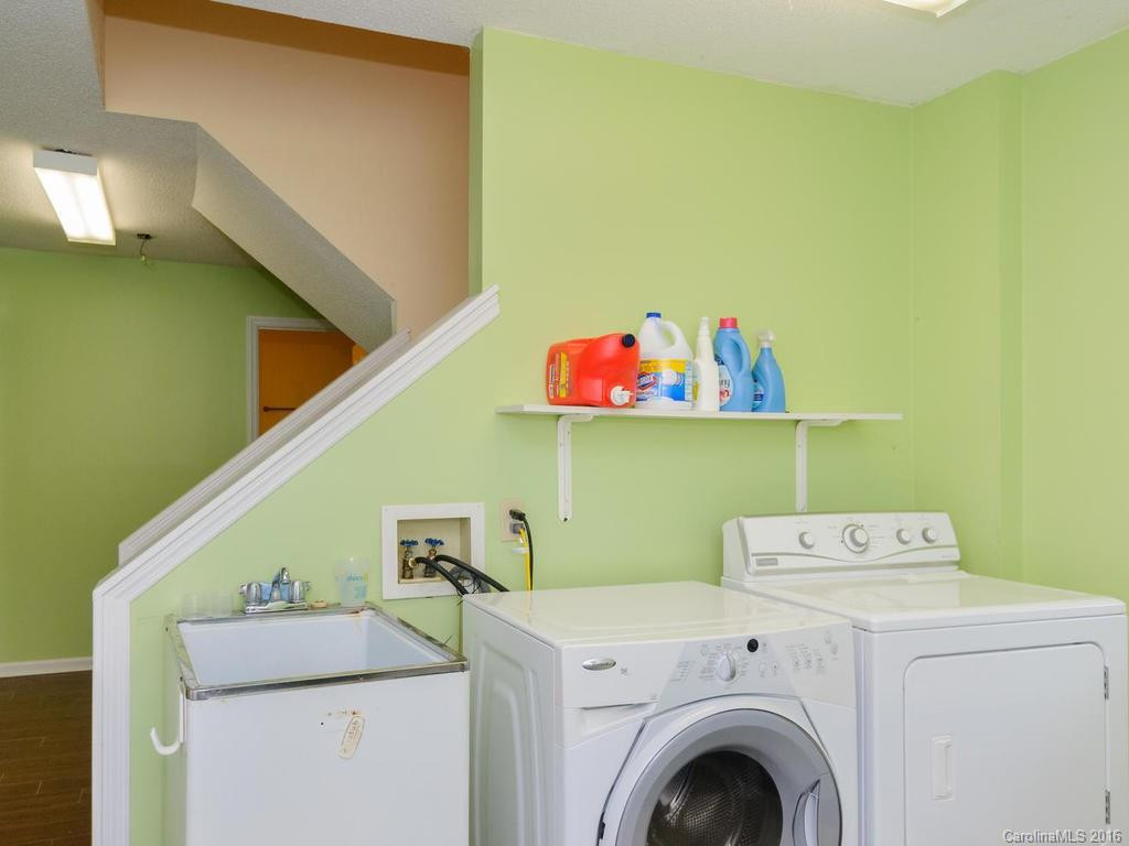47 Redwood Road - Photo 24