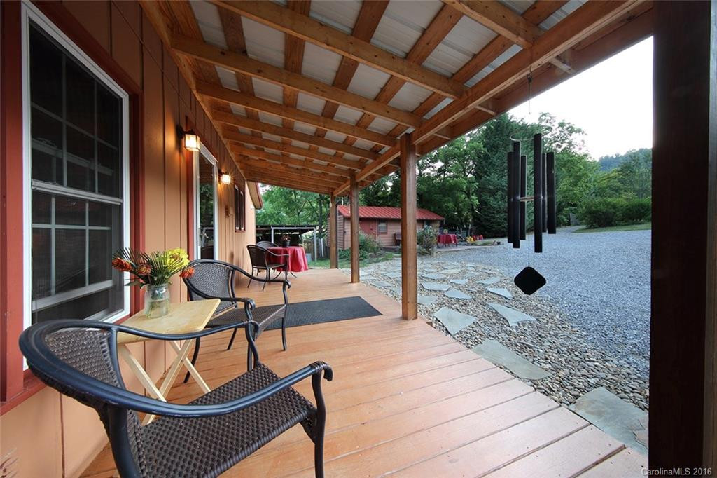 304 Youngs Cove Road - Photo 2