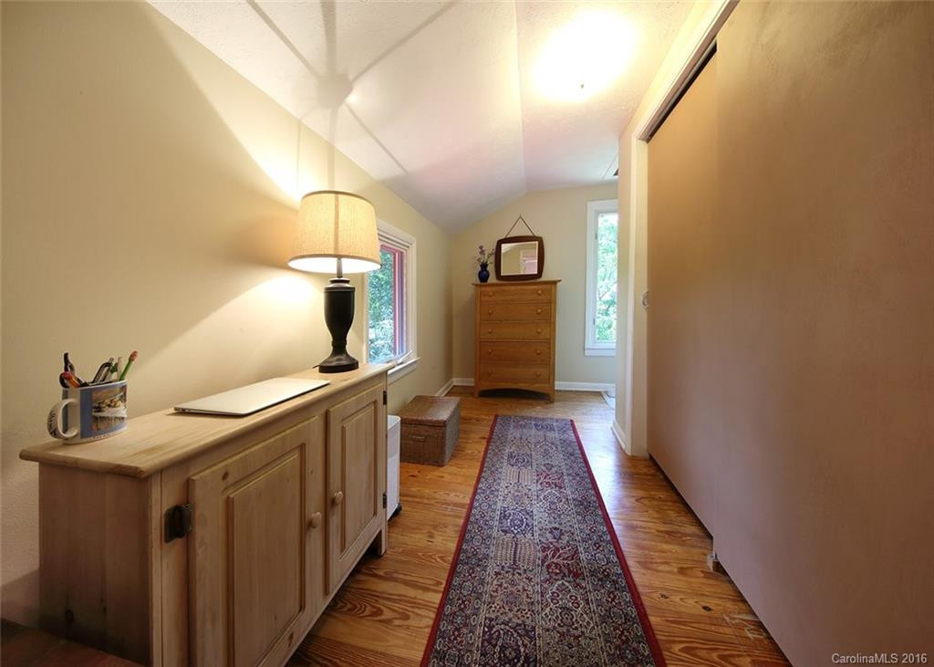 304 Youngs Cove Road - Photo 16