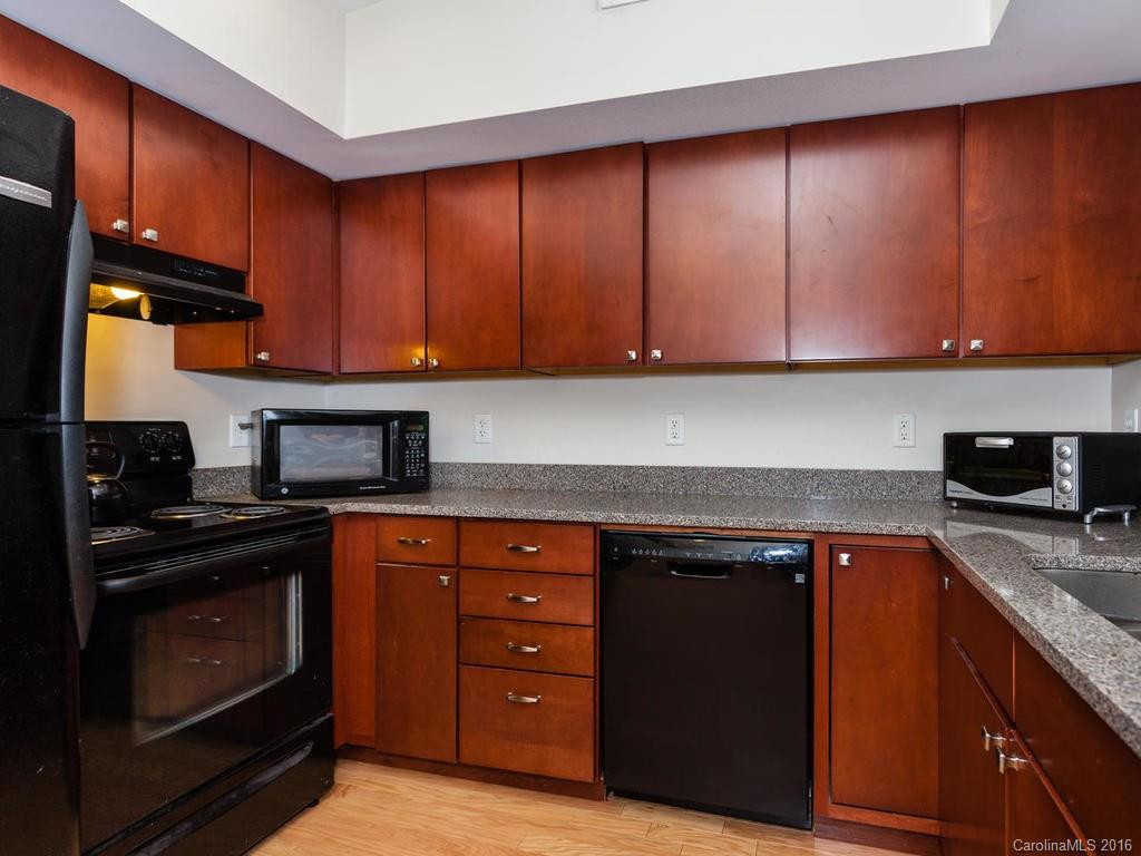 125 Clingman Avenue #307 - Photo 5