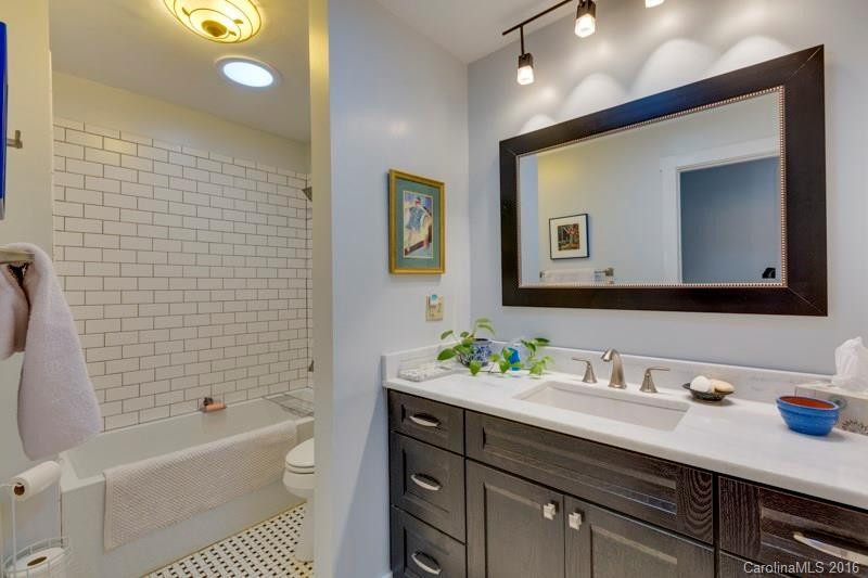553 Oak Grove Road - Photo 12