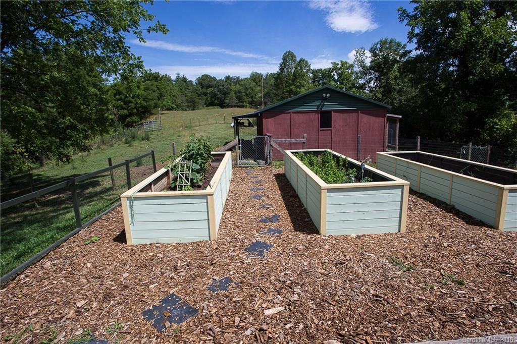 553 Oak Grove Road - Photo 15