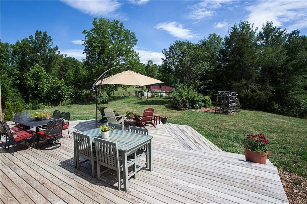 553 Oak Grove Road - Photo 17