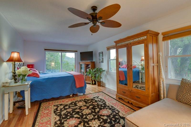 553 Oak Grove Road - Photo 8