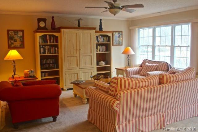 60 Grist Mill Drive #60 - Photo 3