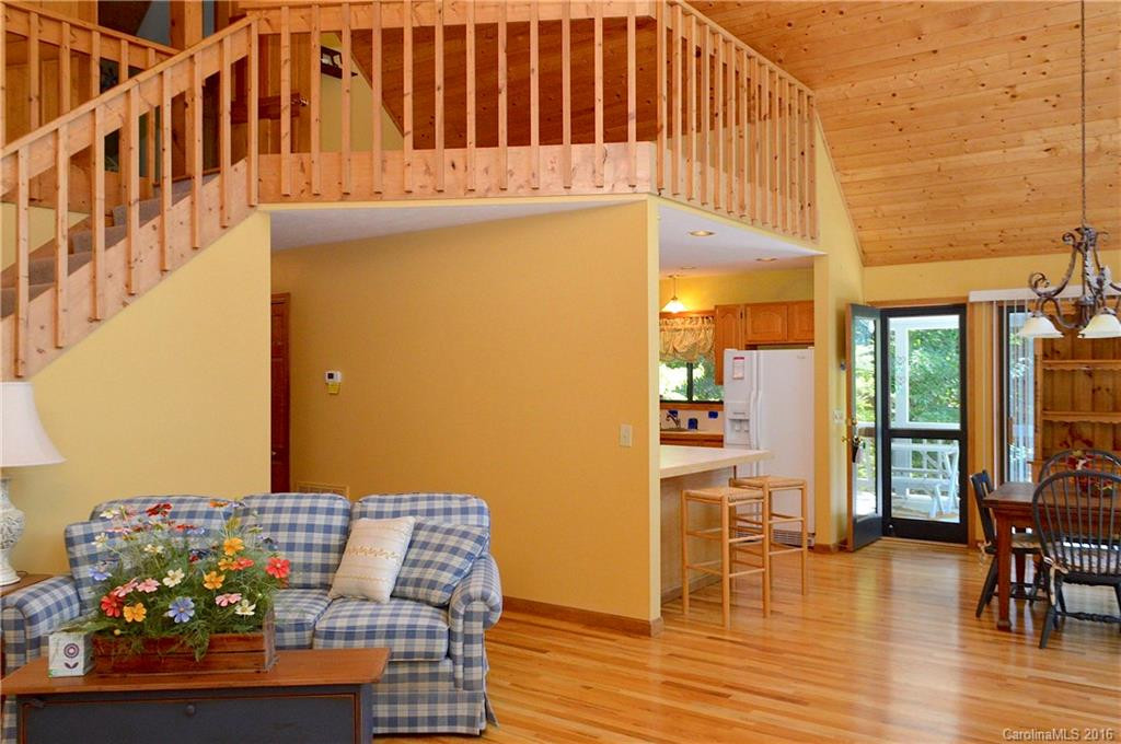 1537 Country Club Drive - Photo 11