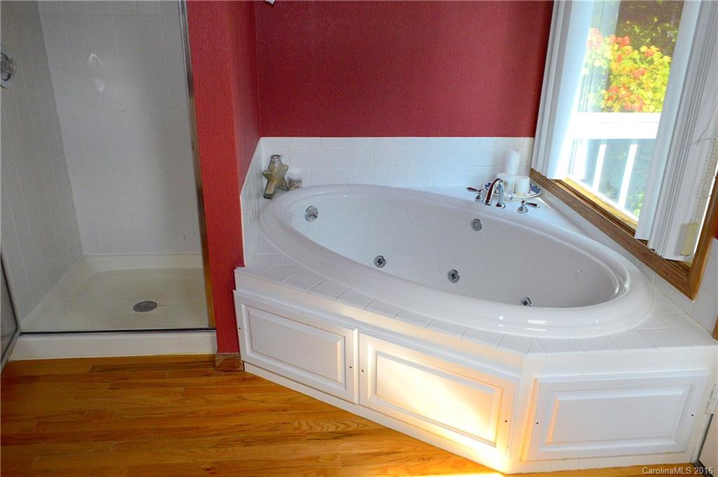 1537 Country Club Drive - Photo 17