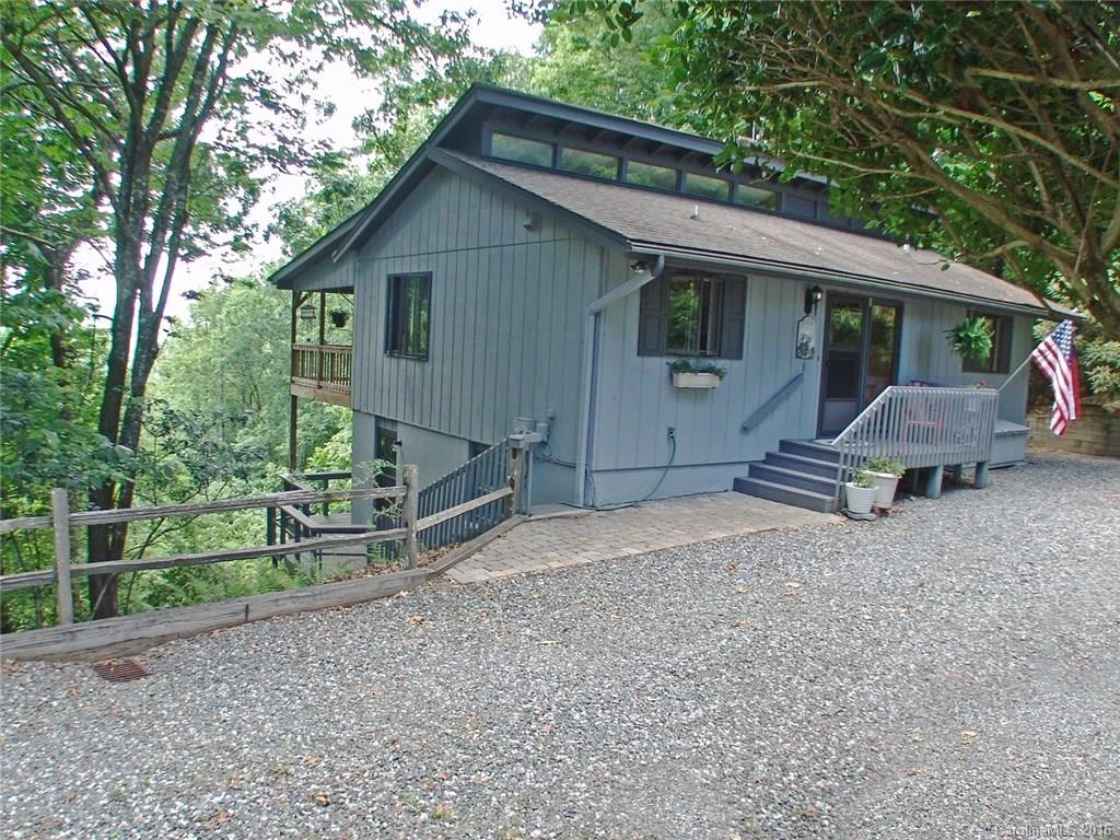 121 Oakanoah Court