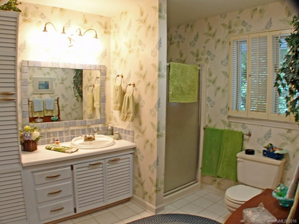 121 Oakanoah Court - Photo 12