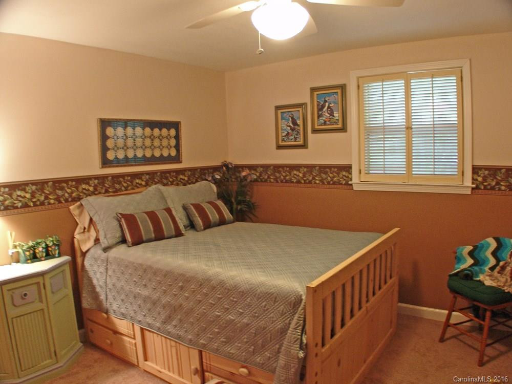 121 Oakanoah Court - Photo 14