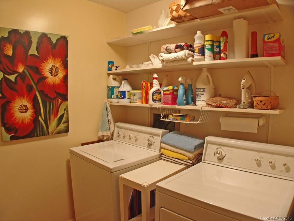 121 Oakanoah Court - Photo 18