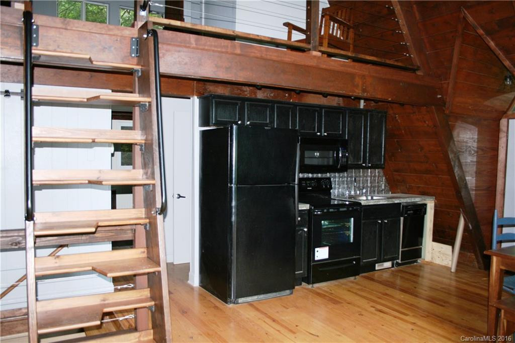 422 Glenaire Drive - Photo 4