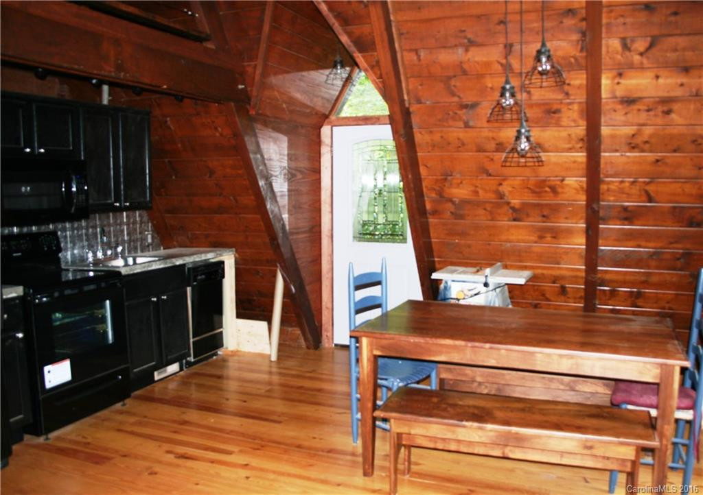 422 Glenaire Drive - Photo 7