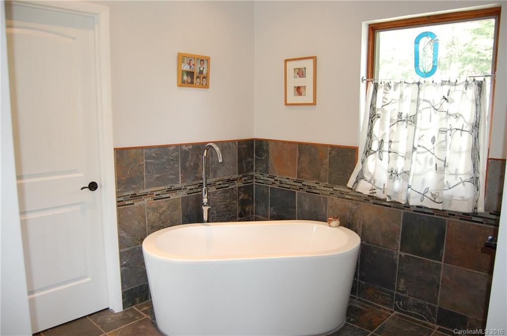 228 Easy Street - Photo 14