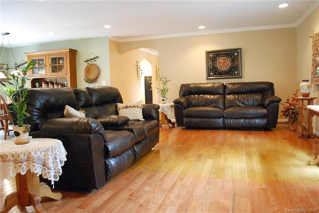 124 Warren Wilson Road - Photo 2
