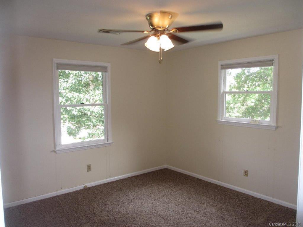 10 Ardis Lane #C - Photo 5