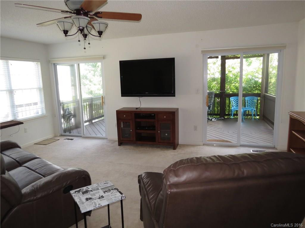 35 Danbury Lane - Photo 14