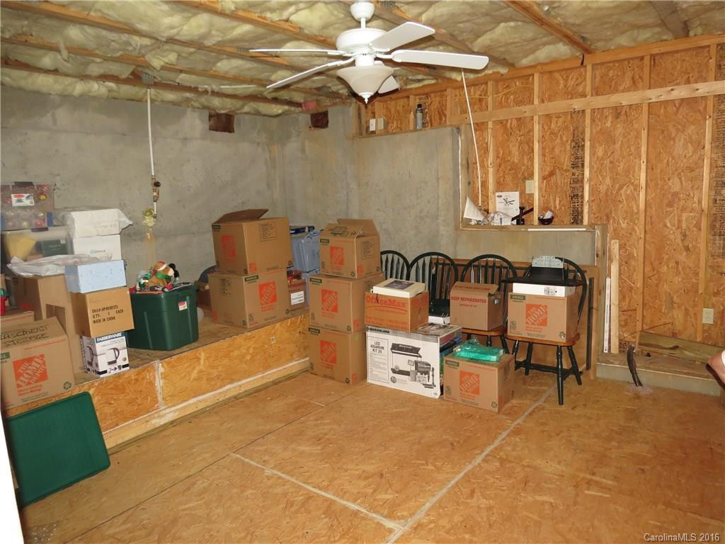 35 Danbury Lane - Photo 18
