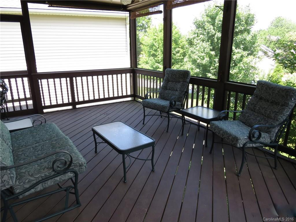 35 Danbury Lane - Photo 19